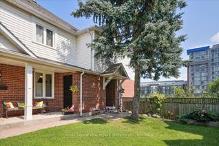 Freehold Townhouse for Rent, 25 Thornlodge Dr, Hamilton, ON