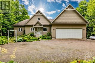 Detached House for Sale, 154 Bluff Point Drive, Calabogie, ON