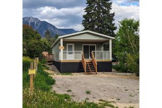 House for Sale, 4785 Riverview Drive, Edgewater, BC