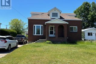 Detached House for Sale, 27 Chiblow St, Blind River, ON