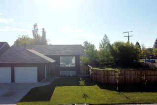 House for Sale, 204 & 208 7th Street, Humboldt, SK