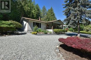 House for Sale, 7631 Eureka Avenue, Halfmoon Bay, BC