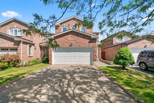 Detached House for Sale, 35 Portrush Cres, Toronto, ON
