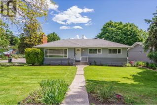 House for Sale, 1557 Pinehurst Crescent, Kelowna, BC