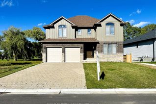 Detached House for Sale, 74 Royal Cres, Southwold, ON