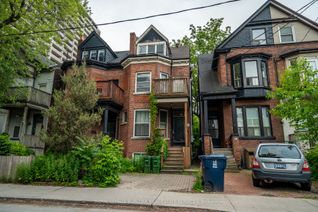 Detached House for Rent, 61 Sussex Ave #Upper, Toronto, ON