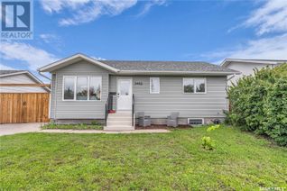 Detached House for Sale, 3442 33rd Street W, Saskatoon, SK