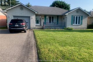 Detached House for Sale, 111 Fath Avenue, Aylmer, ON