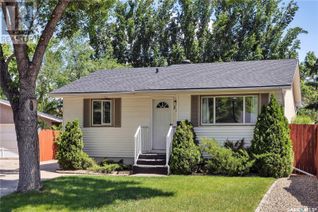 Bungalow for Sale, 38 Armstrong Bay, Regina, SK