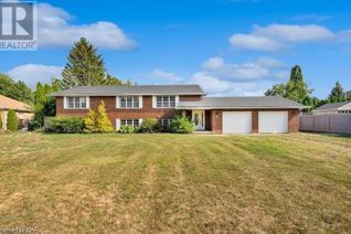 Detached House for Sale, 4 Merritt Circle, Niagara-on-the-Lake, ON