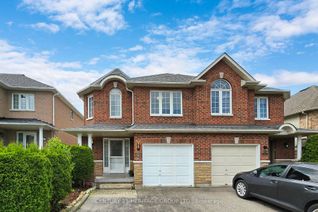 Semi-Detached House for Sale, 561 Heddle Cres, Newmarket, ON