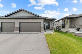 Freehold Townhouse for Sale, 15 Caleb Cres, Quinte West, ON