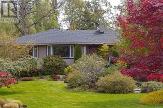 Detached House for Sale, 3331 Woodburn Ave, Oak Bay, BC