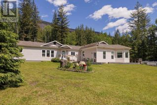 Detached House for Sale, 400 Mountain View Road, McBride, BC