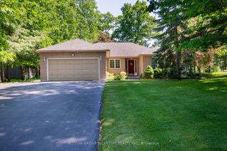 Detached House for Sale, 51 Knox Rd W, Wasaga Beach, ON