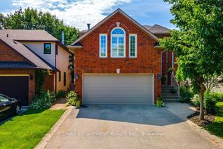 Detached House for Sale, 15 Pinecreek Rd, Hamilton, ON