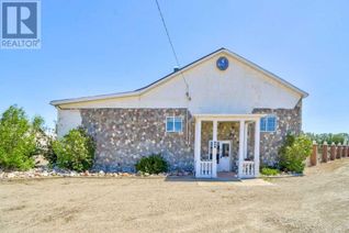 House for Sale, 208 Railway Street Se, Milk River, AB