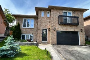 Detached House for Rent, 16 Limestone Cres, Whitby, ON