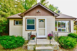 Bungalow for Rent, 791 Innisfil Beach Rd, Innisfil, ON