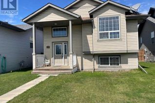 House for Sale, 225 Kingston Drive, Red Deer, AB