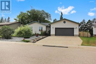 Detached House for Sale, 28 Canary Crescent, Sedgewick, AB