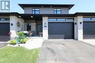 Freehold Townhouse for Sale, 584 Albert Street, South Huron, ON