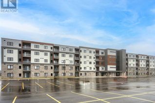 Condo Apartment for Rent, 2550 Sandwich West Parkway #318, LaSalle, ON