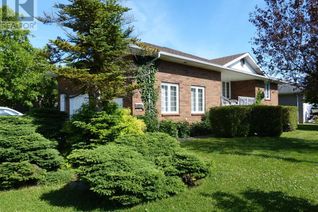 Ranch-Style House for Sale, 40 Worchester Avenue, Leamington, ON