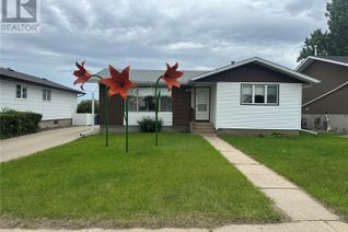 Detached House for Sale, 35 Kasper Crescent, Assiniboia, SK