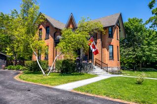 House for Sale, 33 Victoria Ave N, Kawartha Lakes, ON