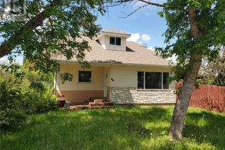 Property for Sale, 228 4th Street E, Ponteix, SK