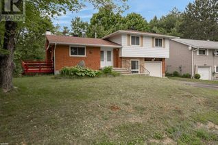 Detached House for Sale, 600 David Street, Gravenhurst, ON