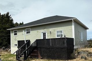 Detached House for Sale, 15 2nd Avenue, Leading Tickles, NL