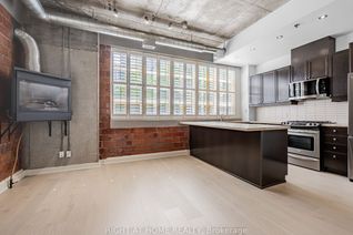 Loft for Sale, 10 Wellesley Pl #101, Toronto, ON