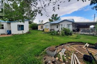 Bungalow for Sale, 143 1 Avenue, Michichi, AB