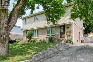 Semi-Detached House for Sale, 395 Odlum Drive, Woodstock, ON