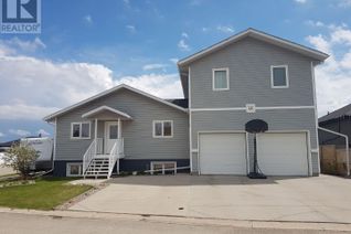 Detached House for Sale, 48 Whitewater Place, Yorkton, SK