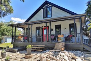 Cottage for Sale, 447 Ibis Avenue, Vernon, BC