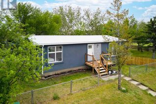 Detached House for Sale, 31 Willow Place W, Claresholm, AB