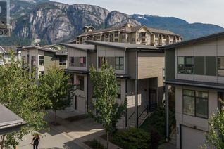 Condo Townhouse for Sale, 1190 Natures Gate, Squamish, BC