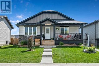 Detached House for Sale, 209 George Street Sw, Diamond Valley, AB