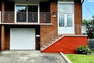 Semi-Detached House for Sale, 3161 Mccarthy Crt, Mississauga, ON