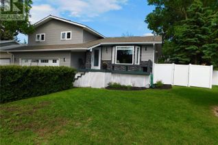 Detached House for Sale, 77 Patricia Drive, Coronach, SK