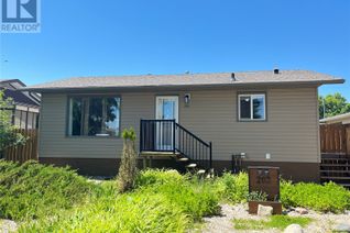 House for Sale, 203 Griffin Street, Maple Creek, SK