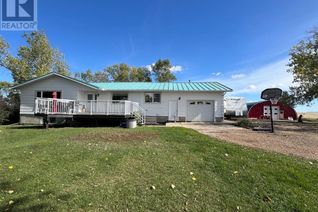 Bungalow for Sale, 280071 Highway 841, Rural Kneehill County, AB