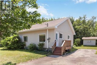 Detached House for Sale, 8 Fourth Avenue Ave, Pointe Du Chene, NB
