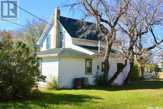 House for Sale, 301 Washington Avenue, Hanley, SK
