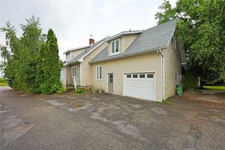 House for Sale, 9206 Dickenson Road, Hamilton, ON