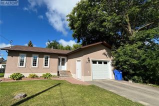 Bungalow for Sale, 204 Glasgow Avenue, Saltcoats, SK