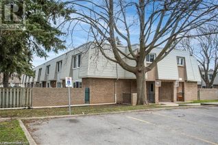 Condo Townhouse for Sale, 17 Old Pine Trail Unit# 178, St. Catharines, ON